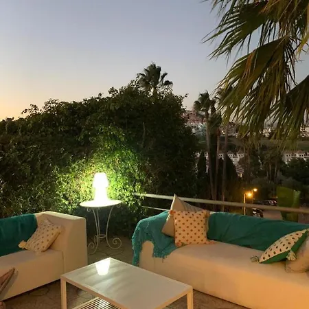 Rosa Luxury Private Large To Rent Manilva