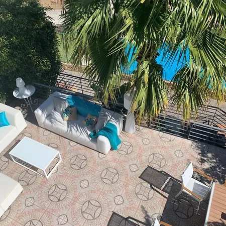 Rosa Luxury Private Large To Rent * Manilva